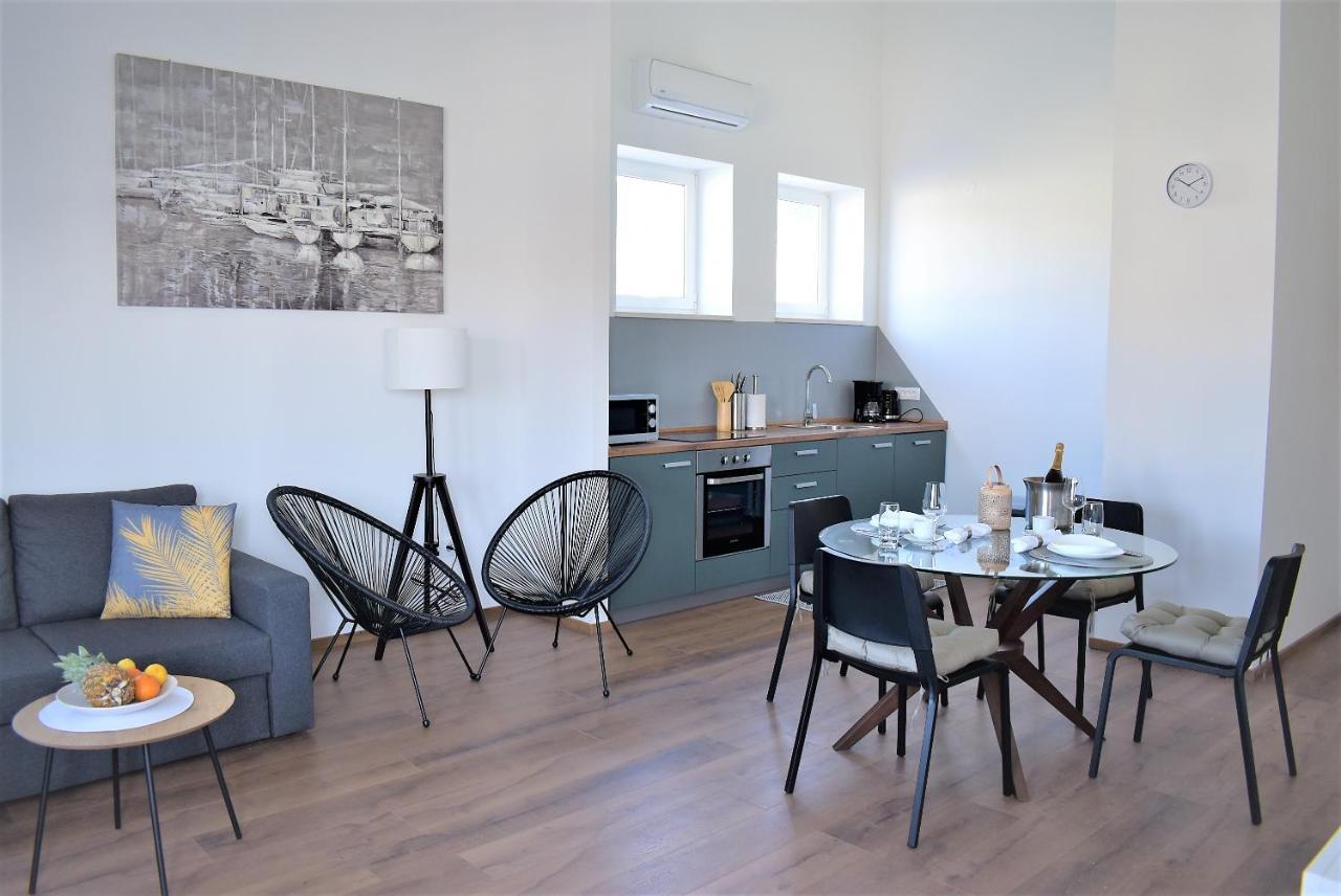 Apartment Aci Marina Rab Banjol المظهر الخارجي الصورة