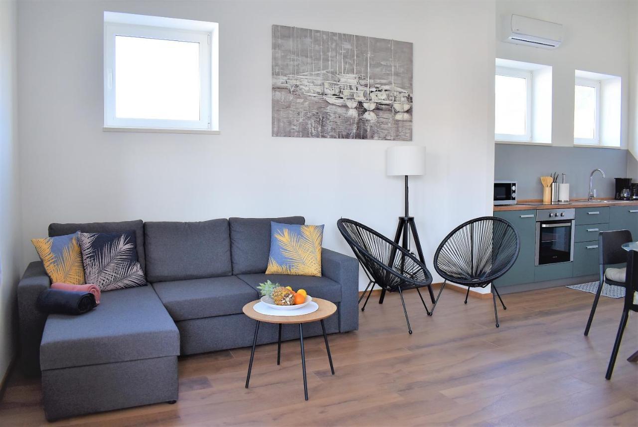 Apartment Aci Marina Rab Banjol المظهر الخارجي الصورة
