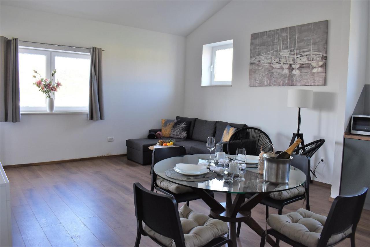 Apartment Aci Marina Rab Banjol المظهر الخارجي الصورة